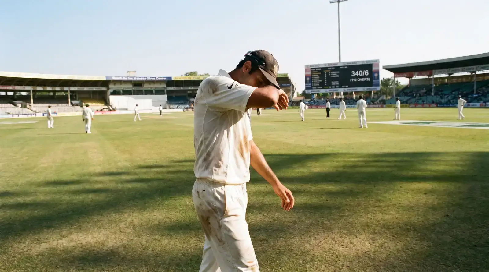 Test cricket bowler in sustained bowling spell demonstrating the longer sample size advantage